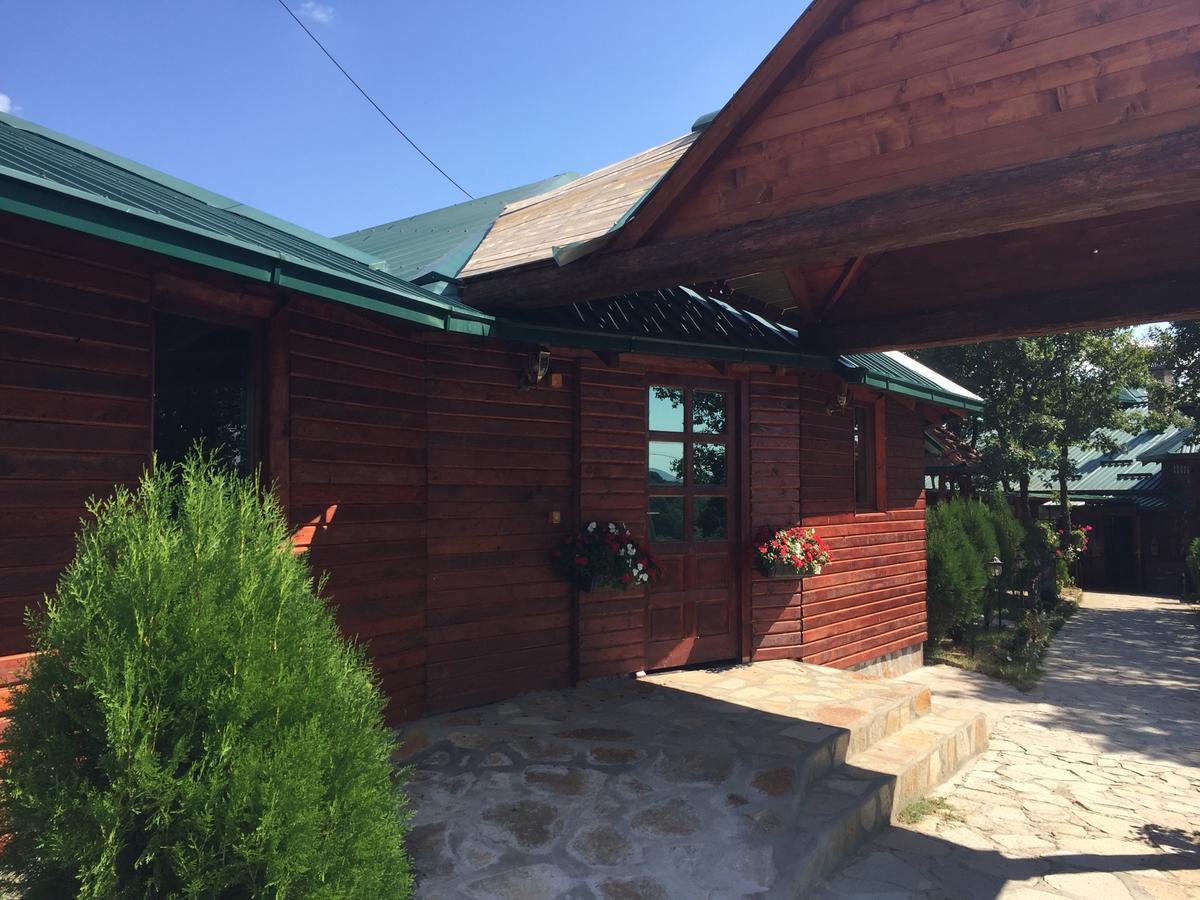 Etno Restoran Ranc Motel Radibus Exterior foto